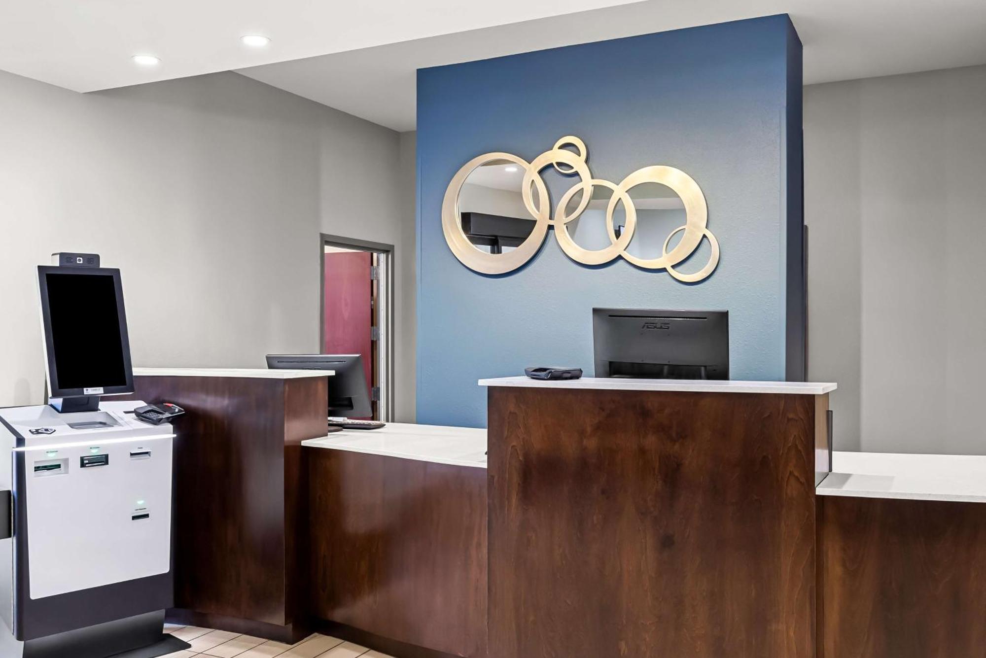 Best Western St. Louis Airport North Hotel & Suites Hazelwood Exterior foto