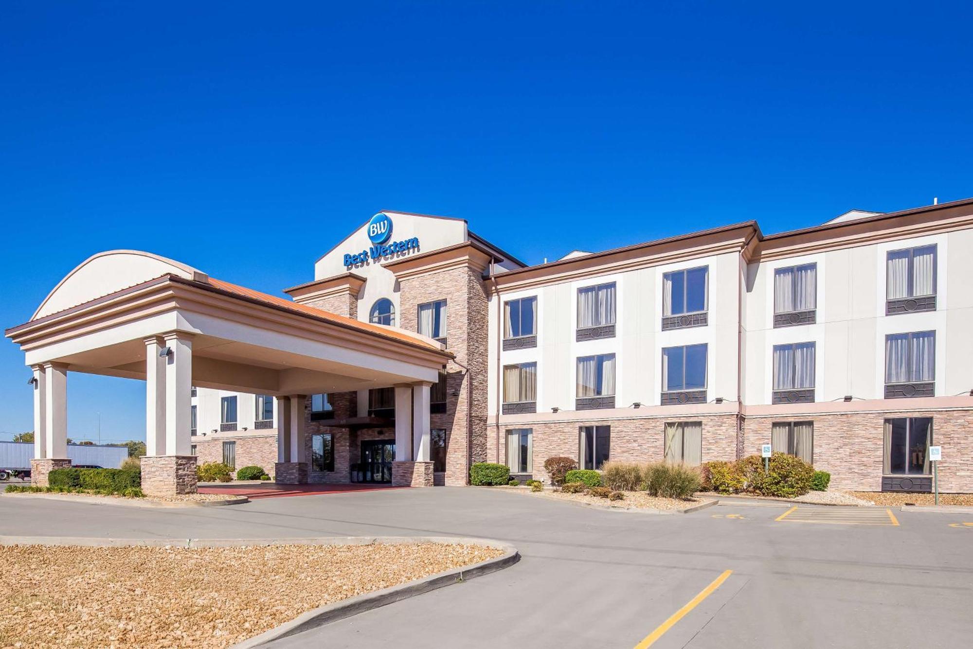 Best Western St. Louis Airport North Hotel & Suites Hazelwood Exterior foto